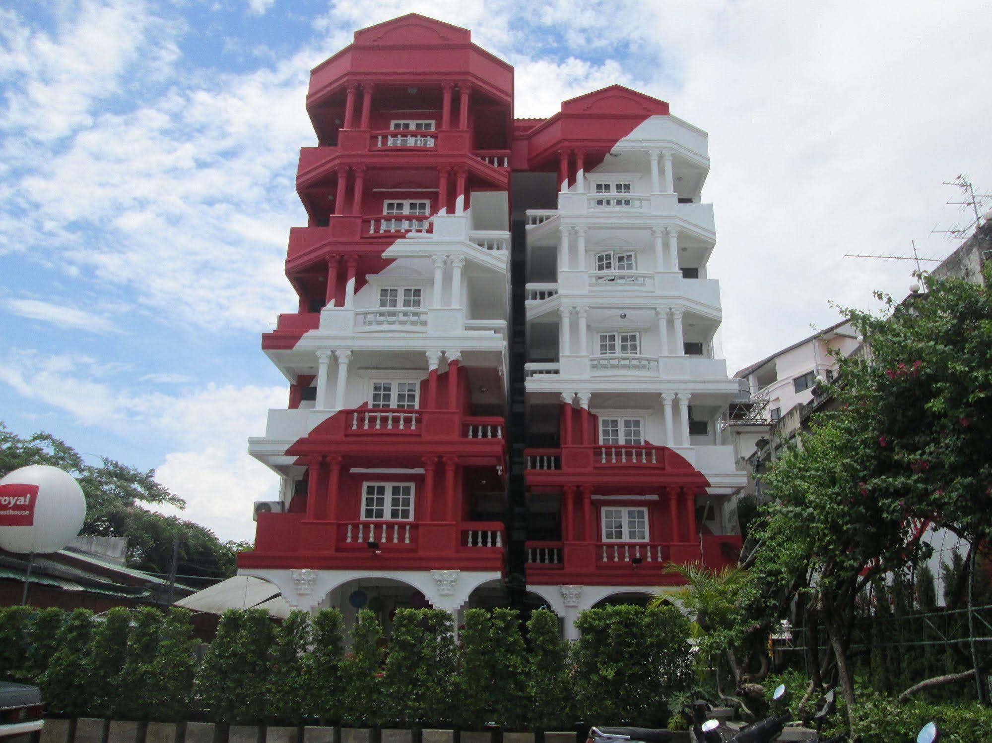 The Royal Guest House Чиангмай Экстерьер фото
